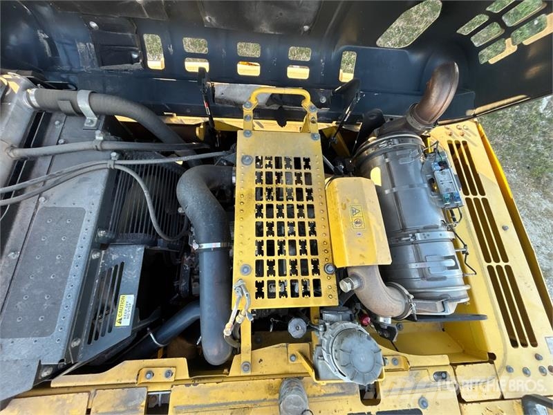 Komatsu PC360LC-10 Tracked Excavator Lánctalpas kotrók