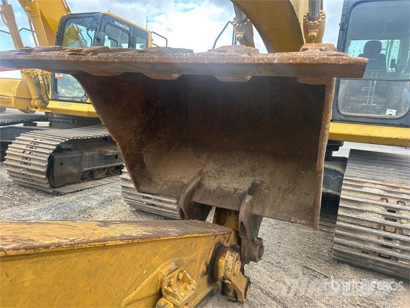 Komatsu PC360LC-10 Tracked Excavator Bagri goseničarji