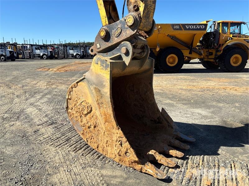 Komatsu PC360LC-11 Lánctalpas kotrók