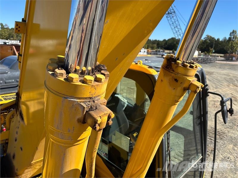 Komatsu PC360LC-11 Lánctalpas kotrók