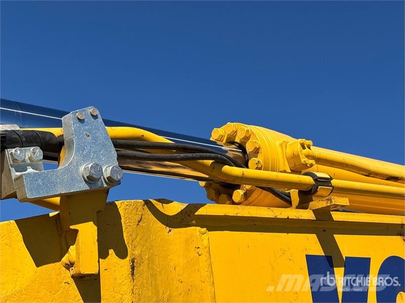 Komatsu PC360LC-11 Lánctalpas kotrók