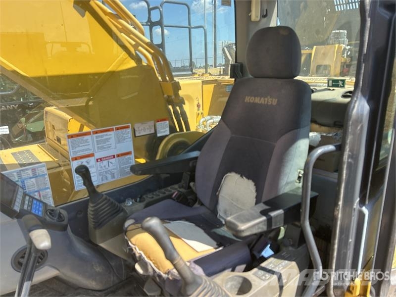 Komatsu PC360LC-11 Tracked Excavator Lánctalpas kotrók