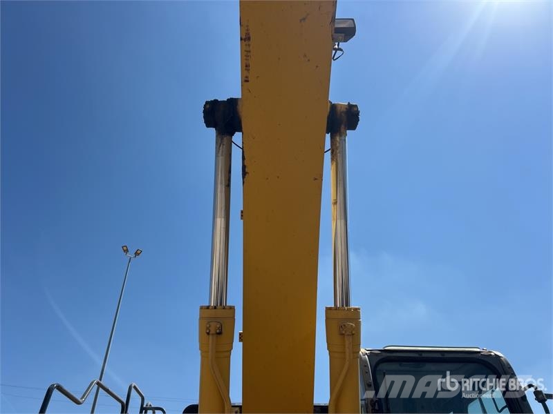 Komatsu PC360LC-11 Tracked Excavator Lánctalpas kotrók