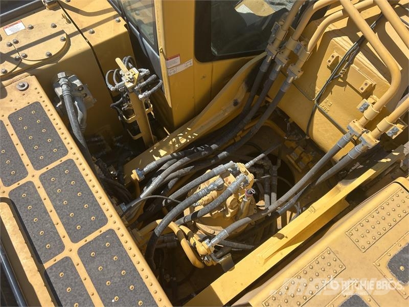 Komatsu PC360LC-11 Tracked Excavator Lánctalpas kotrók