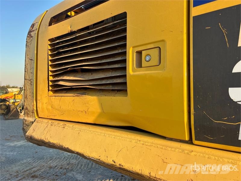 Komatsu PC360LCi-11 GPS installed/ functional Tracked Exca حفارات زحافة