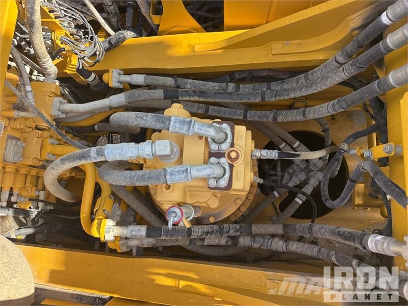 Komatsu PC490LCI-11 Tracked Excavator Rupsgraafmachines