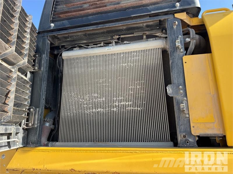 Komatsu PC490LCI-11 Tracked Excavator Rupsgraafmachines