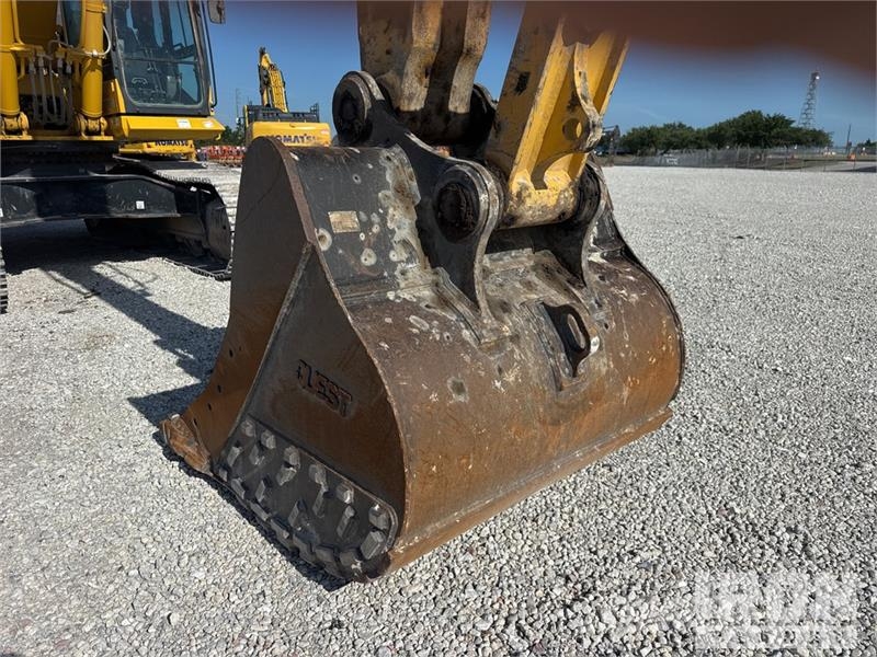 Komatsu PC490LCI-11 Tracked Excavator Rupsgraafmachines