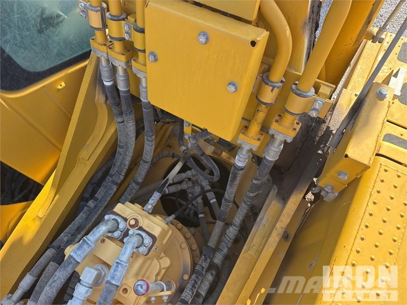 Komatsu PC490LCI-11 Tracked Excavator Rupsgraafmachines