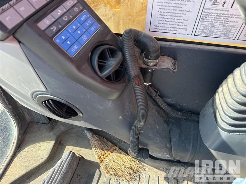 Komatsu PC490LCI-11 Tracked Excavator Rupsgraafmachines