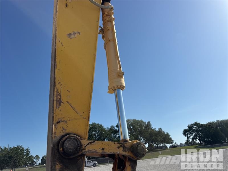 Komatsu PC490LCI-11 Tracked Excavator Rupsgraafmachines