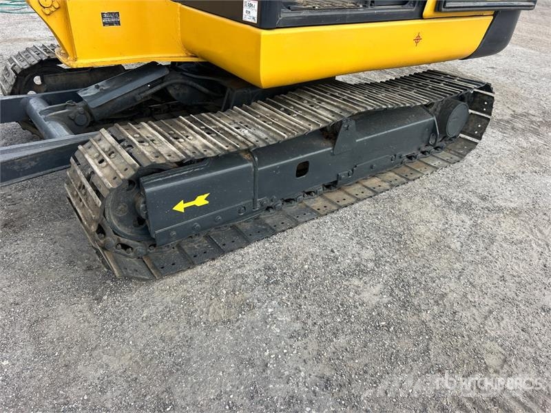 Komatsu PC56-7 Mini Excavator حفارات صغيرة أقل من 7 طن (حفارات صغيرة)