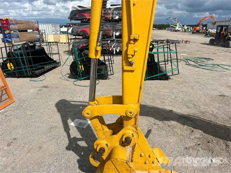 Komatsu PC56-7 Mini Excavator حفارات صغيرة أقل من 7 طن (حفارات صغيرة)