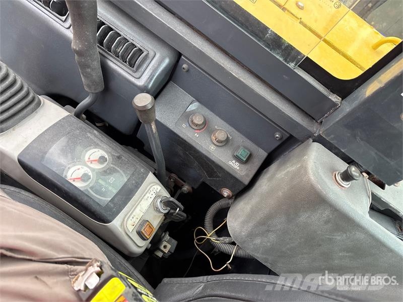 Komatsu PC56-7 Mini Excavator Miniekskavaatorid < 7 t