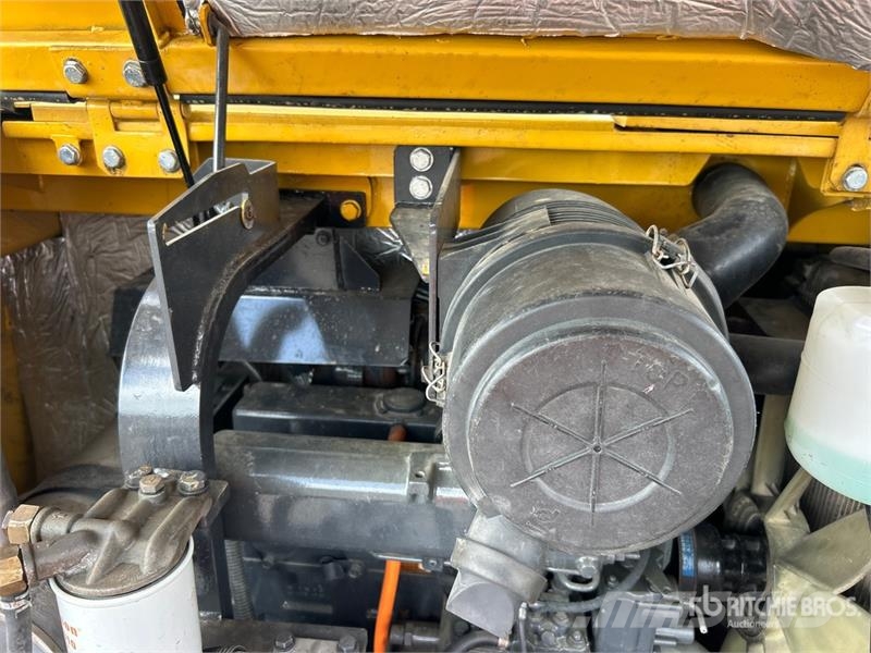 Komatsu PC56-7 Mini Excavator حفارات صغيرة أقل من 7 طن (حفارات صغيرة)
