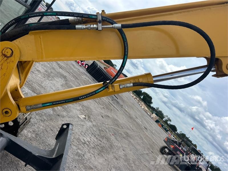 Komatsu PC56-7 Mini Excavator حفارات صغيرة أقل من 7 طن (حفارات صغيرة)