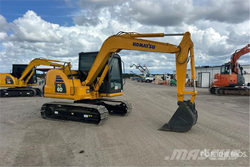 Komatsu PC60-8 Tracked Excavator Lánctalpas kotrók
