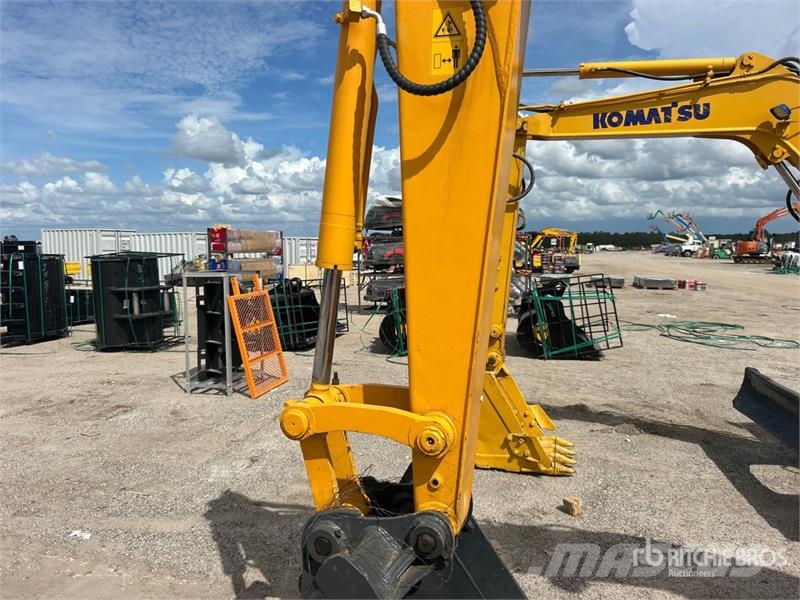 Komatsu PC60-8 Tracked Excavator Lánctalpas kotrók