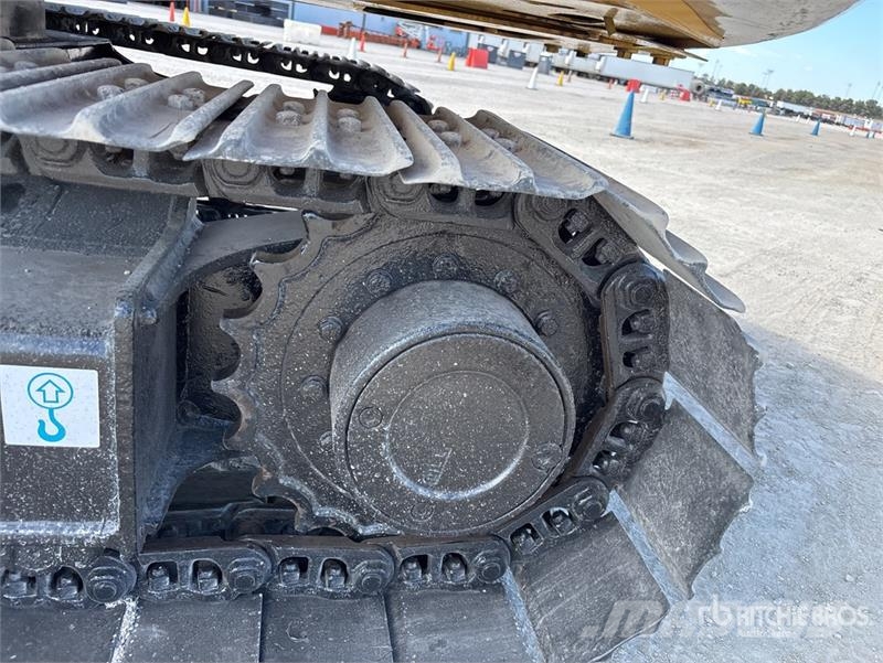 Komatsu PC60-8 Tracked Excavator Bageri guseničari