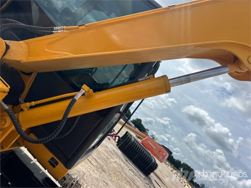 Komatsu PC60-8 Tracked Excavator Lánctalpas kotrók