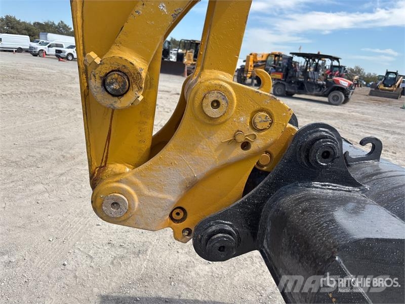 Komatsu PC60-8 Tracked Excavator Bageri guseničari