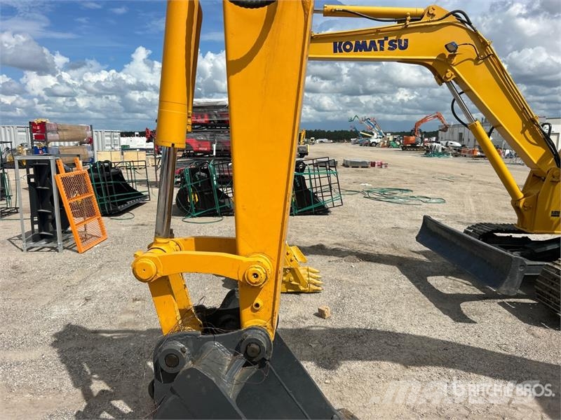 Komatsu PC60-8 Tracked Excavator Lánctalpas kotrók