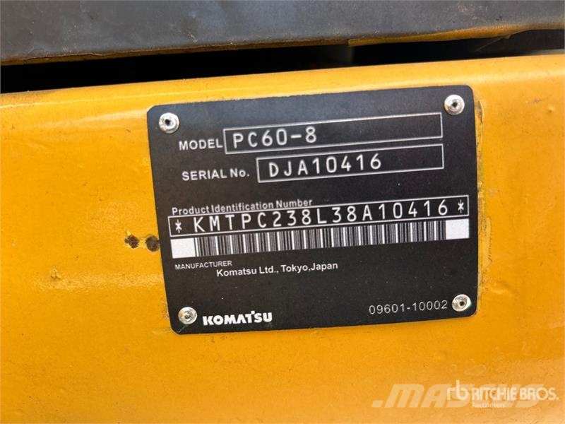 Komatsu PC60-8 Tracked Excavator Lánctalpas kotrók