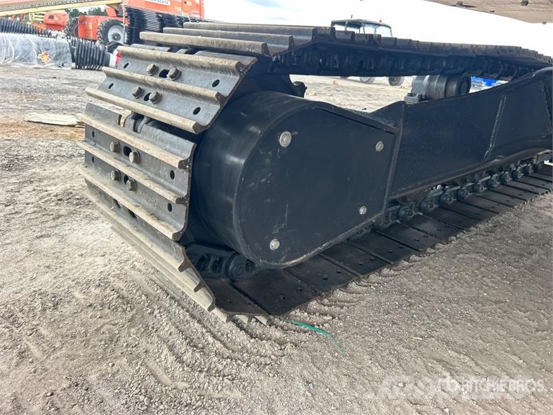 Komatsu PC70-8 Tracked Excavator Escavadoras de rastos