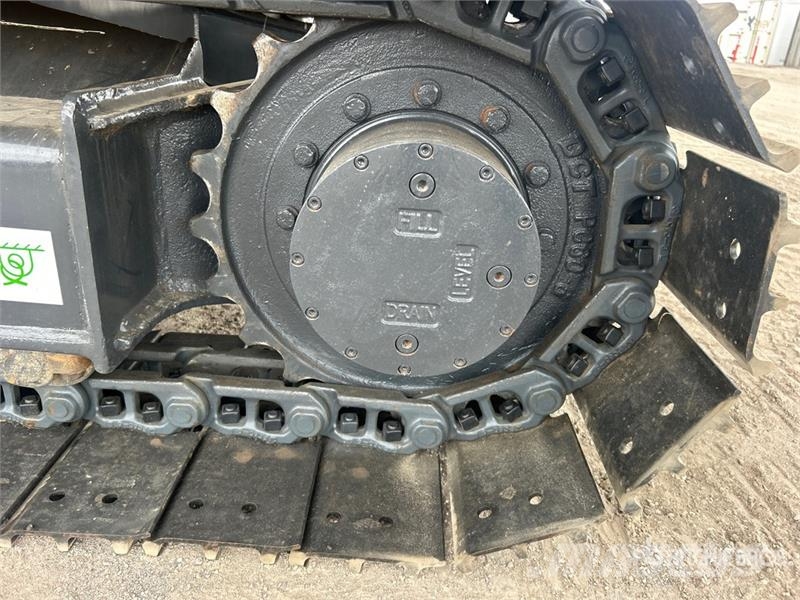 Komatsu PC70-8 Tracked Excavator Escavadoras de rastos