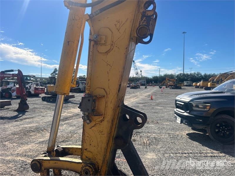 Komatsu PC78US-8 Tracked Excavator Верижен екскаватор