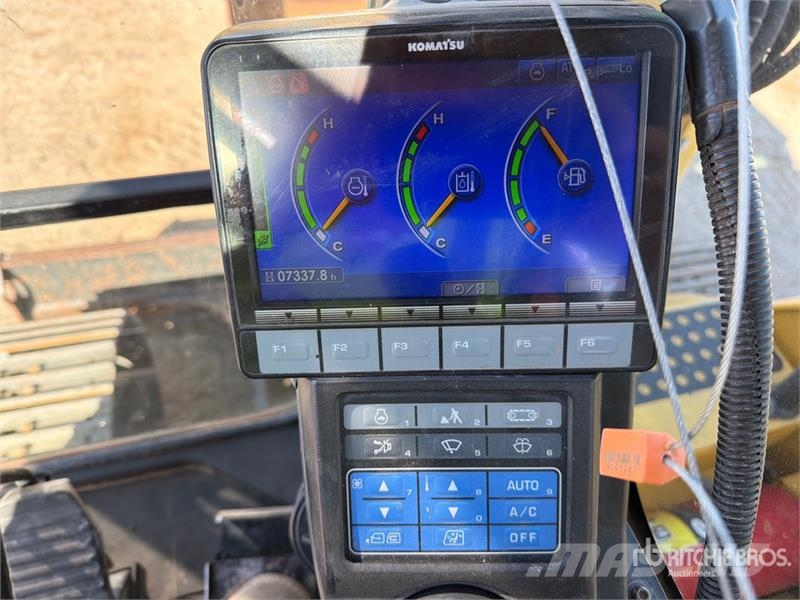 Komatsu PC88MR-10 Tracked Excavator Bagri goseničarji