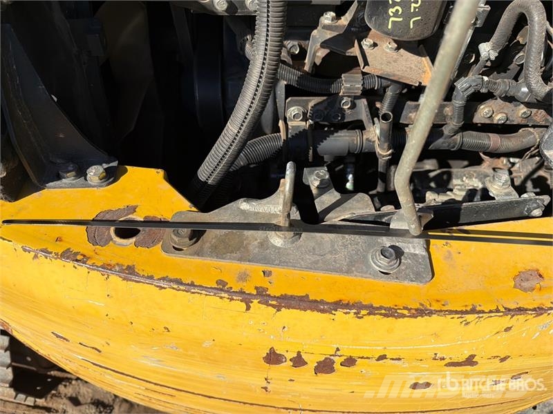 Komatsu PC88MR-10 Tracked Excavator Bagri goseničarji