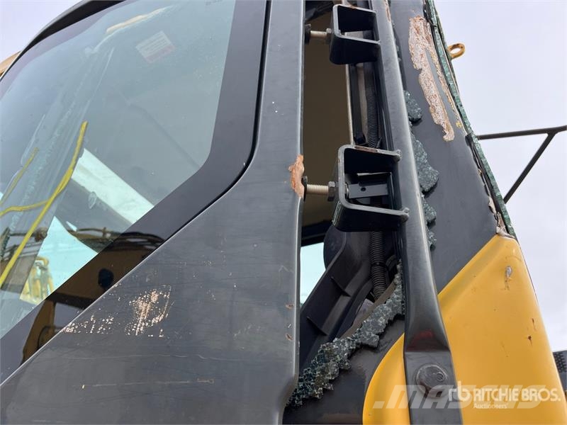 Komatsu PC88MR-10 Tracked Excavator Bageri guseničari