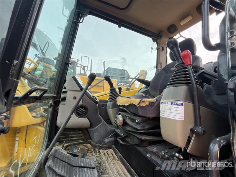 Komatsu PC88MR-10 Tracked Excavator Bageri guseničari
