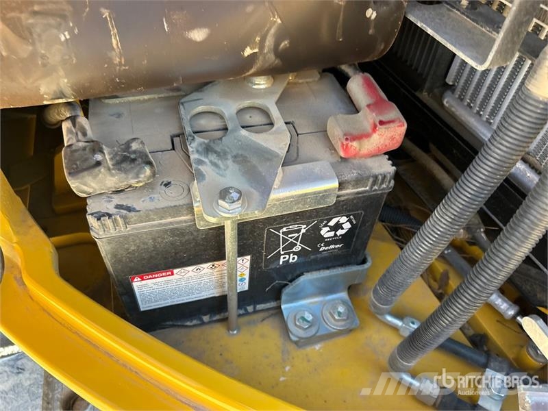Komatsu PC88MR-11 Tracked Excavator Rupsgraafmachines