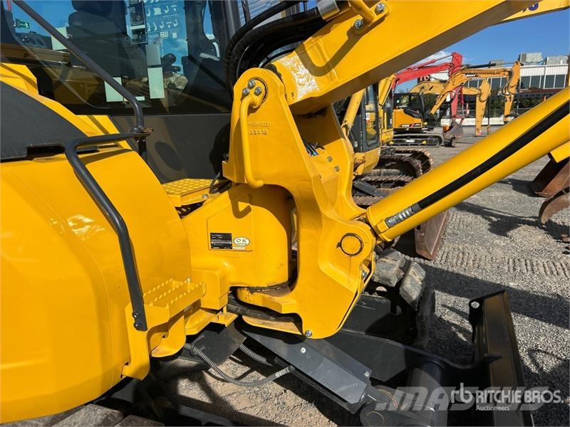 Komatsu PC88MR-11 Tracked Excavator Rupsgraafmachines