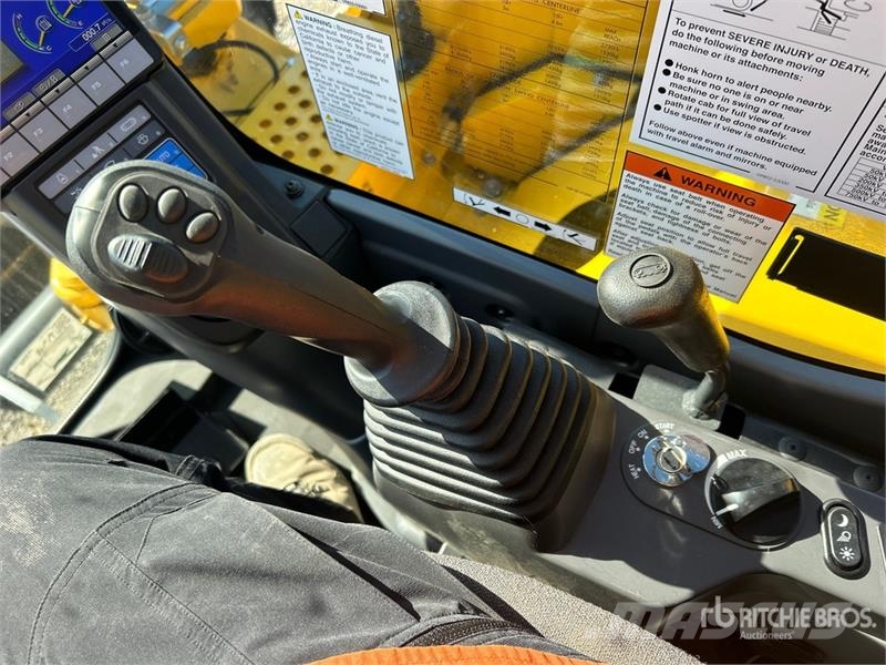 Komatsu PC88MR-11 Tracked Excavator Rupsgraafmachines