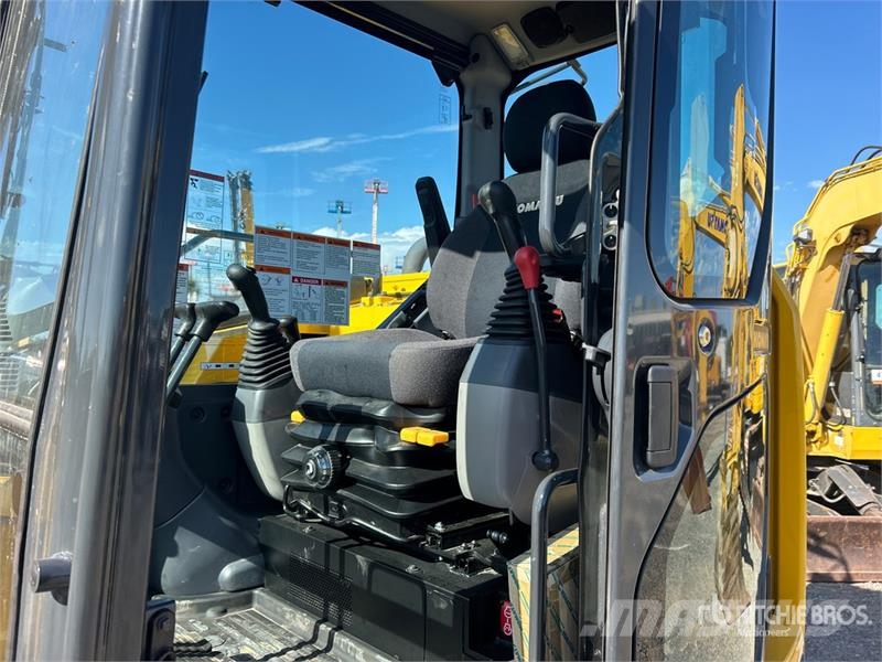 Komatsu PC88MR-11 Tracked Excavator Rupsgraafmachines