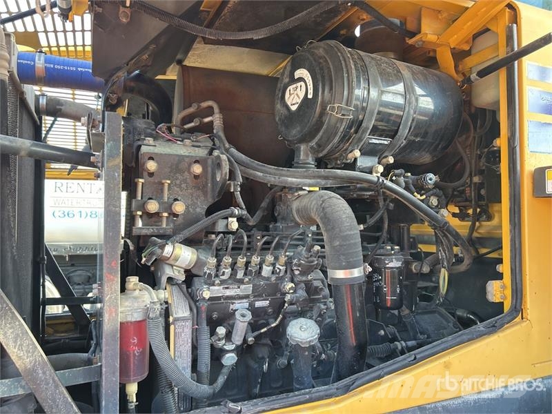 Komatsu WA250-5 Rataslaadurid