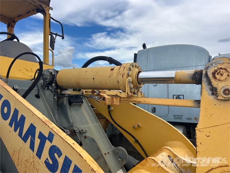 Komatsu WA250-5L Wheel Loader Chargeuse sur pneus