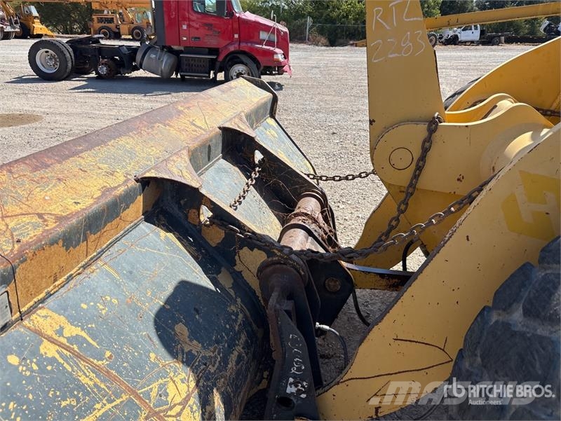 Komatsu WA250-6 Wheel Loader (Inoperable) Chargeuse sur pneus