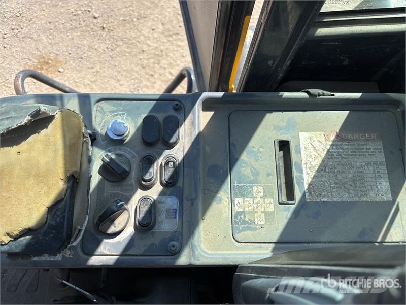 Komatsu WA250-6 Wheel Loader (Inoperable) Chargeuse sur pneus