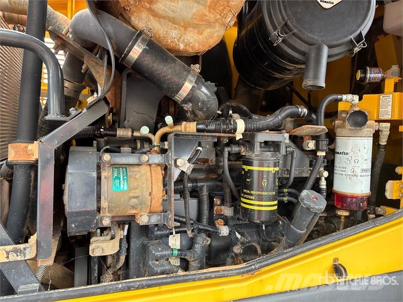 Komatsu WA250PZ-6 Wheel Loader Radlader