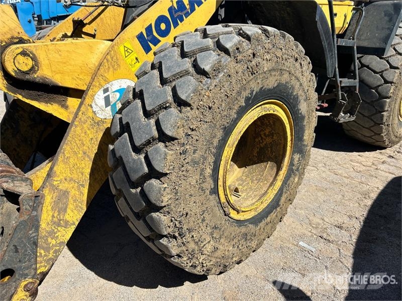 Komatsu WA270-7 Wheel Loader لوادر بعجل