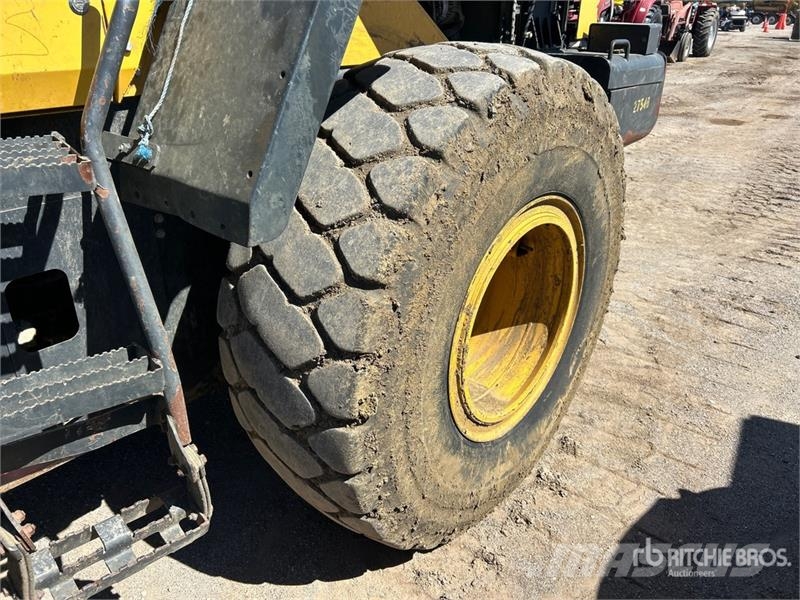 Komatsu WA270-7 Wheel Loader لوادر بعجل