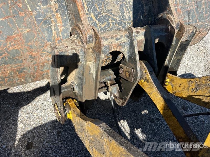 Komatsu WA270-7 Wheel Loader لوادر بعجل