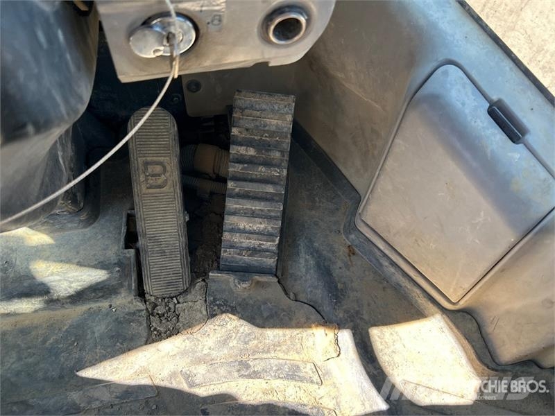 Komatsu WA270-7 Wheel Loader لوادر بعجل