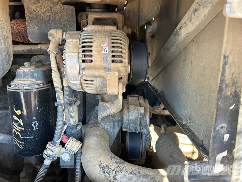 Komatsu WA270-7 Wheel Loader لوادر بعجل