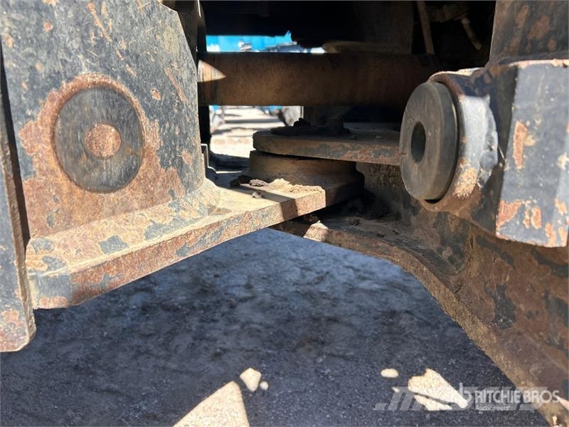 Komatsu WA270-7 Wheel Loader لوادر بعجل