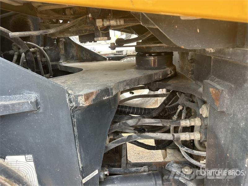 Komatsu WA270-8 Wheel Loader Hjullastare